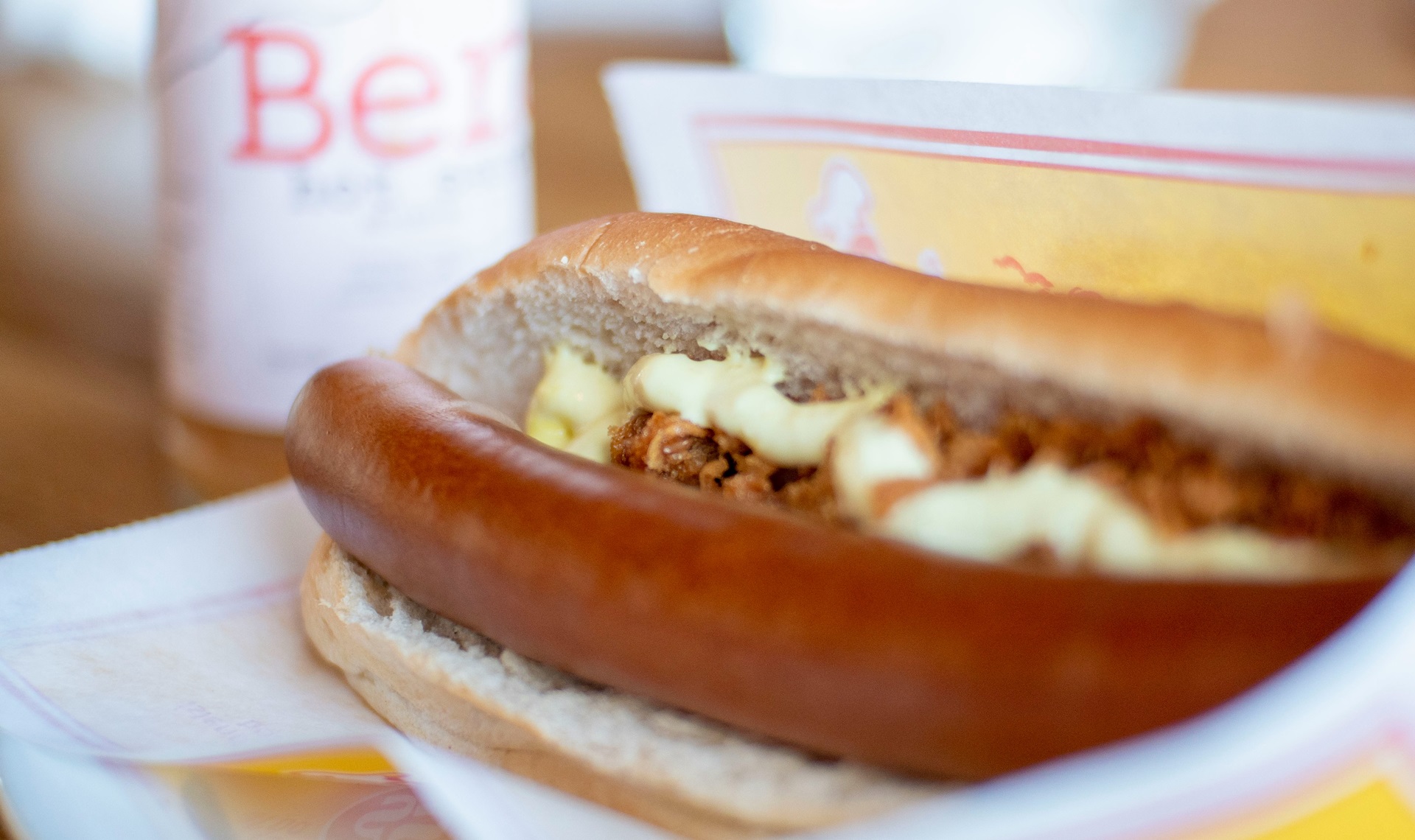 Hot Dog islandese | Cibo Tipico Islanda | Andy Wang on Unsplash | Viaggigiovani.it