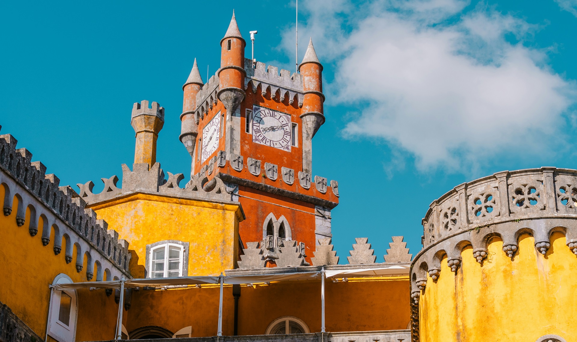 Sintra Palazzo Pena | Cosa vedere in Portogallo | Beth Chobanova on Unsplash | Viaggigiovani.it