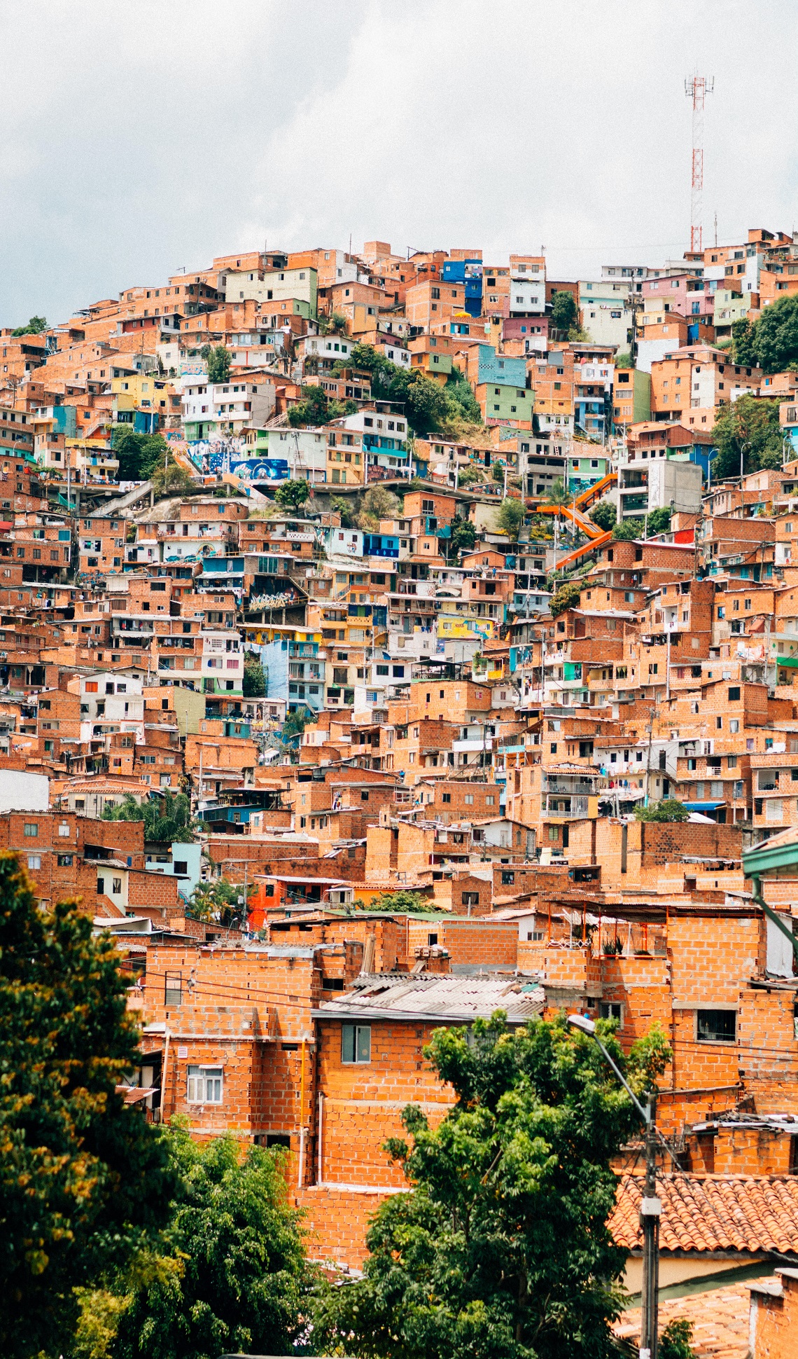 Medellin | Kobby Mendez on Unsplash | Viaggigiovani.it