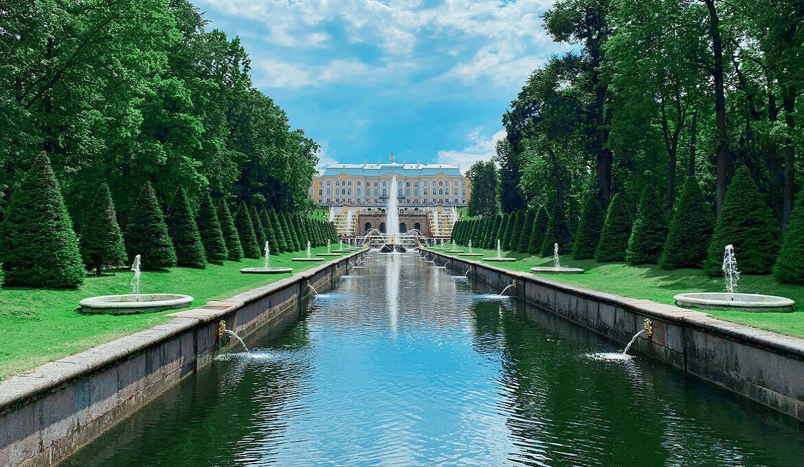 Peterhof San Pietroburgo | Viaggigiovani.it