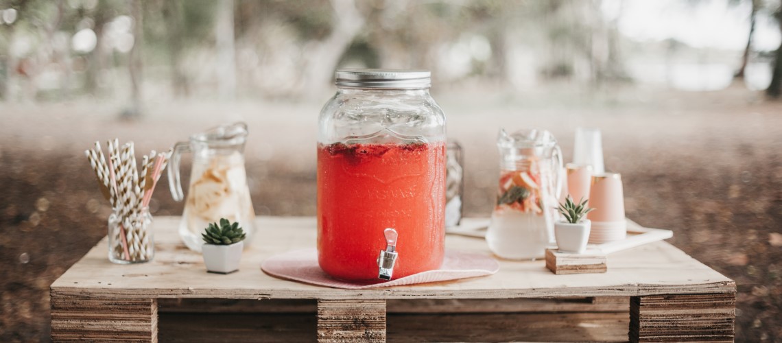 Un succo di frutta fresco