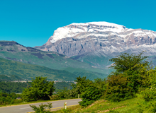 Parco Nazionale di Shahdag | Vastram on Canva