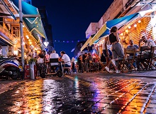 Tel Aviv | Yaroslav Lutsky on Unsplash