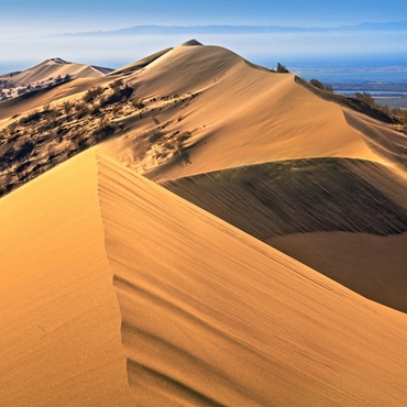 Singing Dune | Top 5 Kazakistan | Andres Hernandez on Unsplash