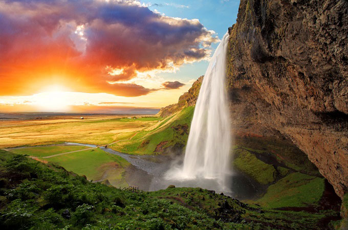 Seljalandsfoss Falls
