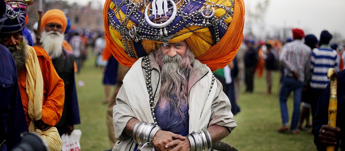 Tour India Hola Mohalla Festival
