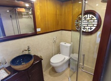 Nave di giunco Ha Long Bay